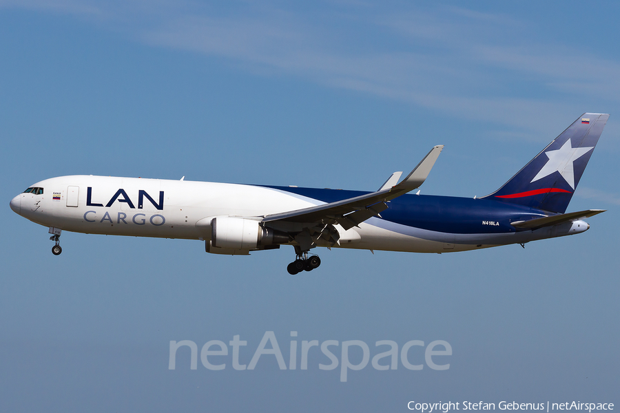 LAN Cargo Boeing 767-316F(ER) (N418LA) | Photo 45849