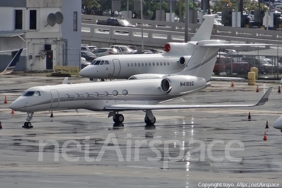 Clay Lacy Aviation Gulfstream G-V-SP (G550) (N418SG) | Photo 68323