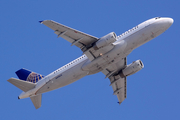 United Airlines Airbus A320-232 (N418UA) at  Los Angeles - International, United States