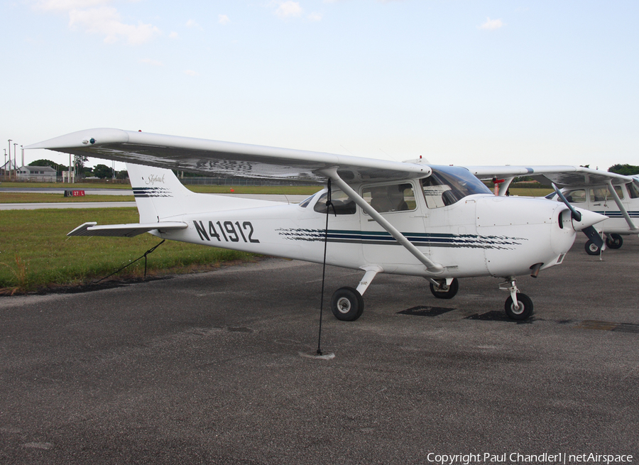 (Private) Cessna 172M Skyhawk (N41912) | Photo 494419