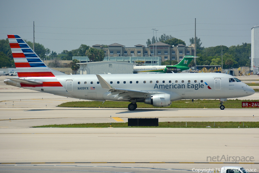 American Eagle (Republic Airlines) Embraer ERJ-175LR (ERJ-170-200LR) (N419YX) | Photo 112517