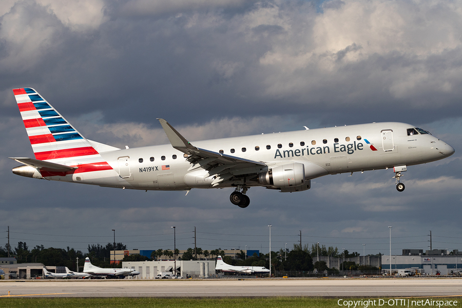 American Eagle (Republic Airlines) Embraer ERJ-175LR (ERJ-170-200LR) (N419YX) | Photo 134482
