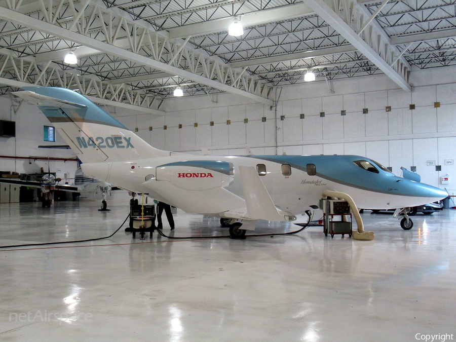 Honda Aircraft Honda HA-420 HondaJet Elite (N420EX) | Photo 260971