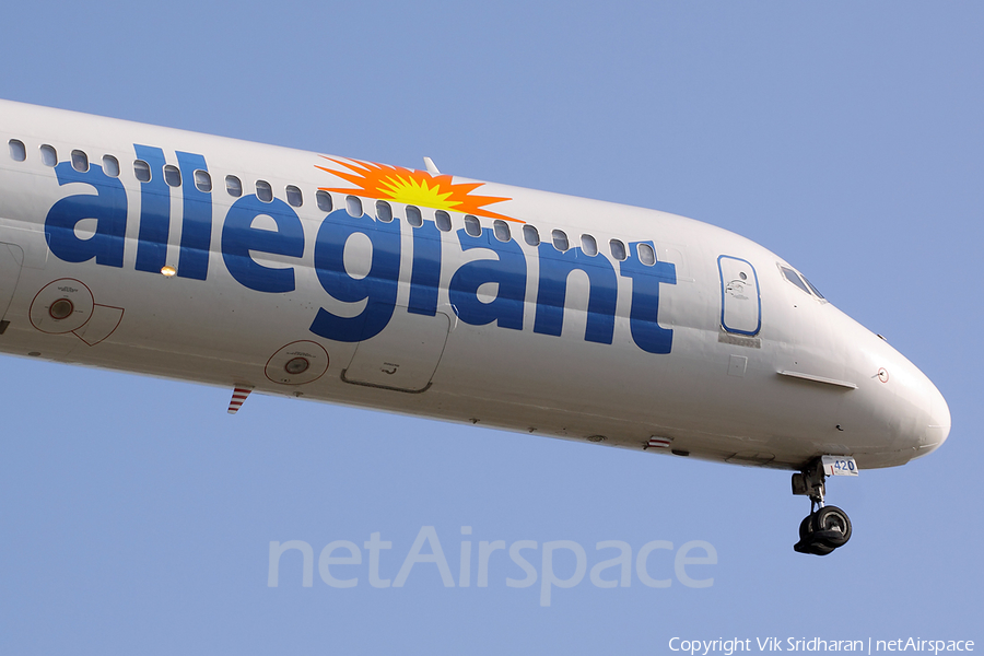 Allegiant Air McDonnell Douglas MD-83 (N420NV) | Photo 6477