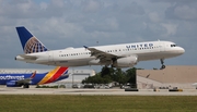 United Airlines Airbus A320-232 (N420UA) at  Ft. Lauderdale - International, United States