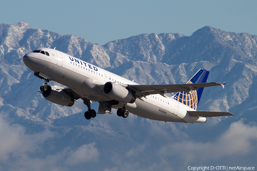 United Airlines Airbus A320-232 (N420UA) | Photo 334170