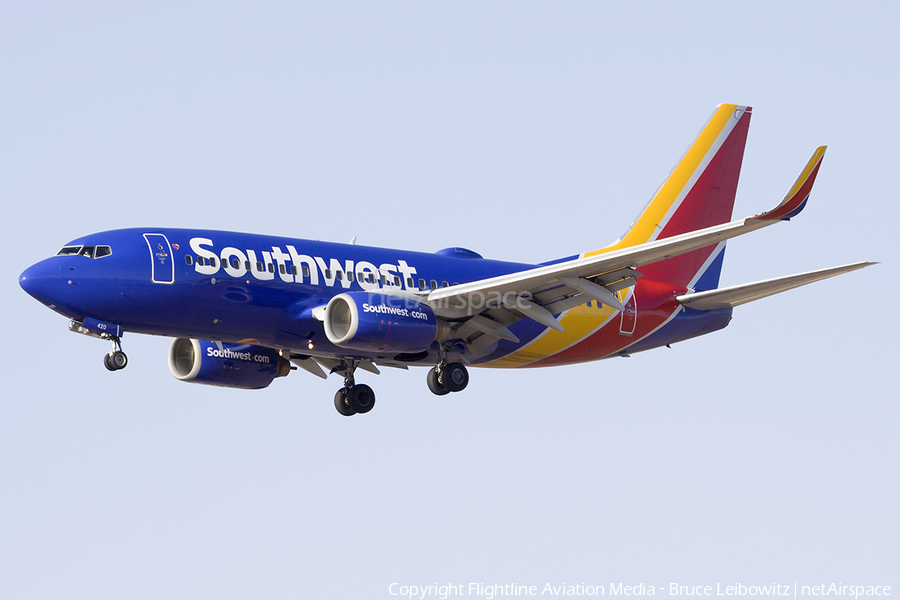 Southwest Airlines Boeing 737-7H4 (N420WN) | Photo 521946