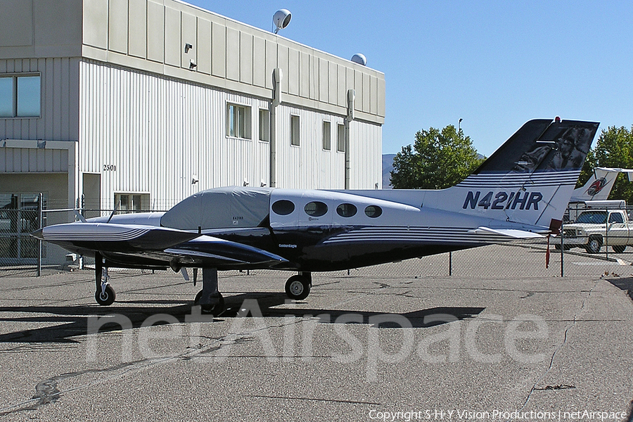 (Private) Cessna 421B Golden Eagle (N421HR) | Photo 6948