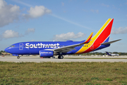 Southwest Airlines Boeing 737-7H4 (N421LV) at  Ft. Lauderdale - International, United States