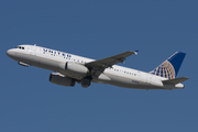 United Airlines Airbus A320-232 (N421UA) at  Los Angeles - International, United States