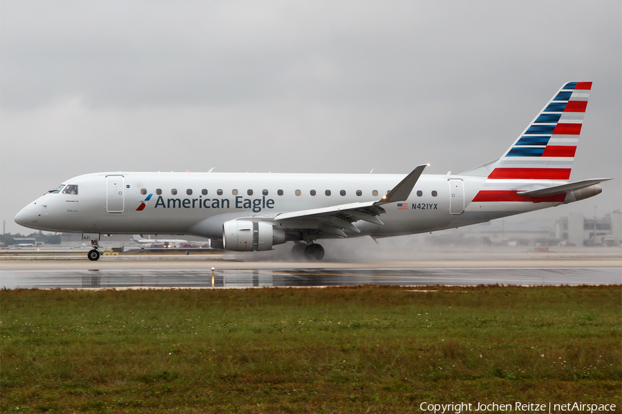 American Eagle (Republic Airlines) Embraer ERJ-175LR (ERJ-170-200LR) (N421YX) | Photo 102590