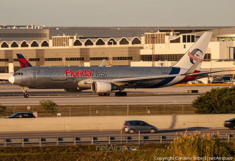 Florida West International Airlines Boeing 767-346F(ER) (N422LA) | Photo 106190