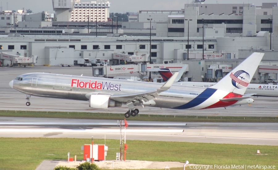 Florida West International Airlines Boeing 767-346F(ER) (N422LA) | Photo 300424