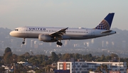United Airlines Airbus A320-232 (N422UA) at  Los Angeles - International, United States