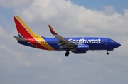 Southwest Airlines Boeing 737-7H4 (N422WN) at  Miami - International, United States