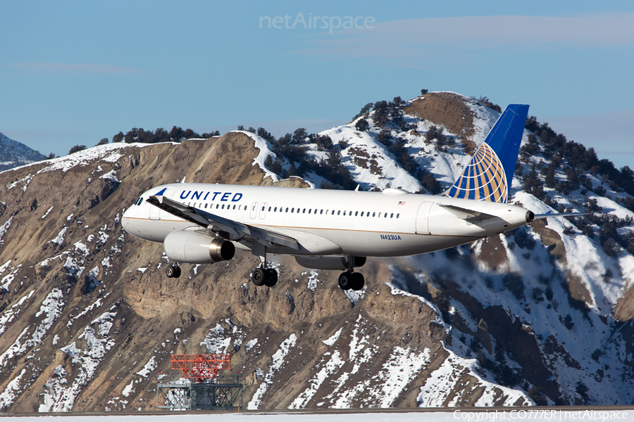 United Airlines Airbus A320-232 (N423UA) | Photo 78391