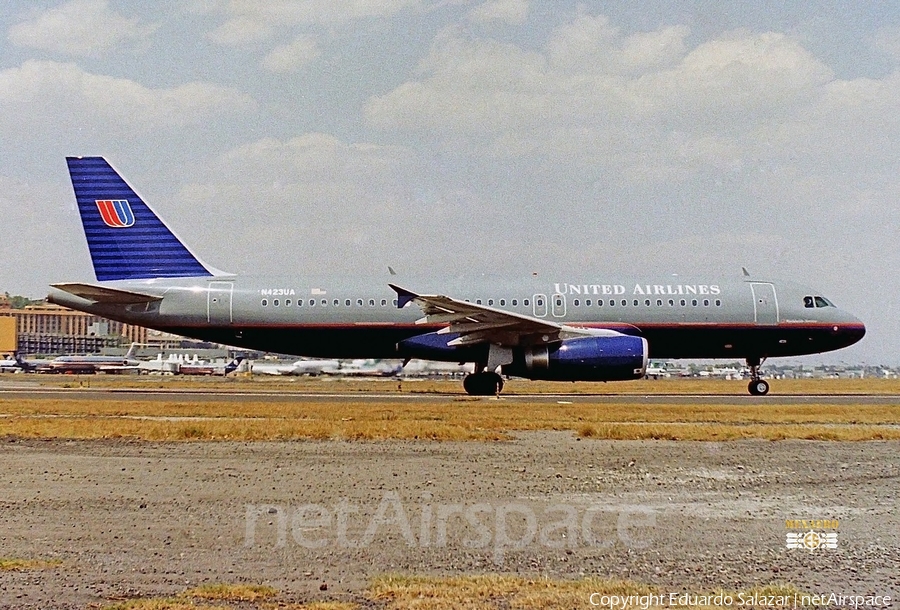 United Airlines Airbus A320-232 (N423UA) | Photo 536267