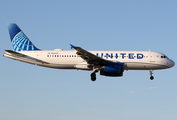 United Airlines Airbus A320-232 (N423UA) at  Miami - International, United States