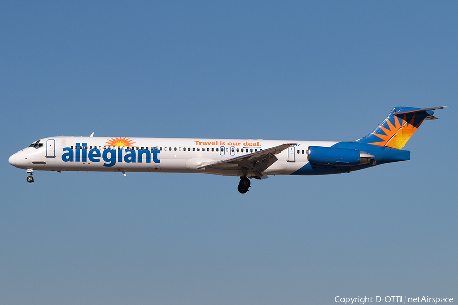 Allegiant Air McDonnell Douglas MD-83 (N424NV) | Photo 139123