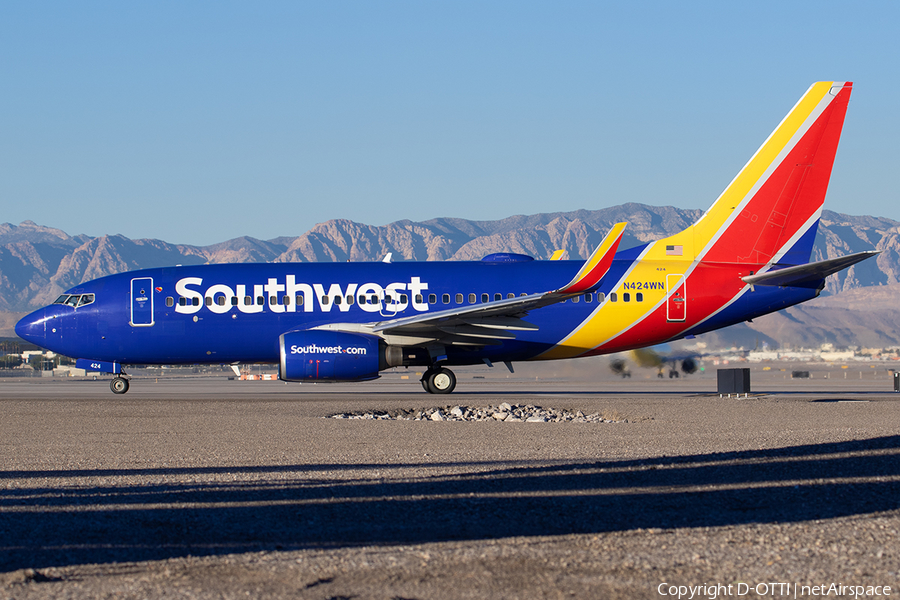 Southwest Airlines Boeing 737-7H4 (N424WN) | Photo 546794