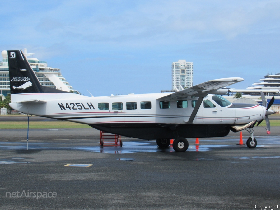 Fly The Whale Cessna 208B Grand Caravan EX (N425LH) | Photo 615616
