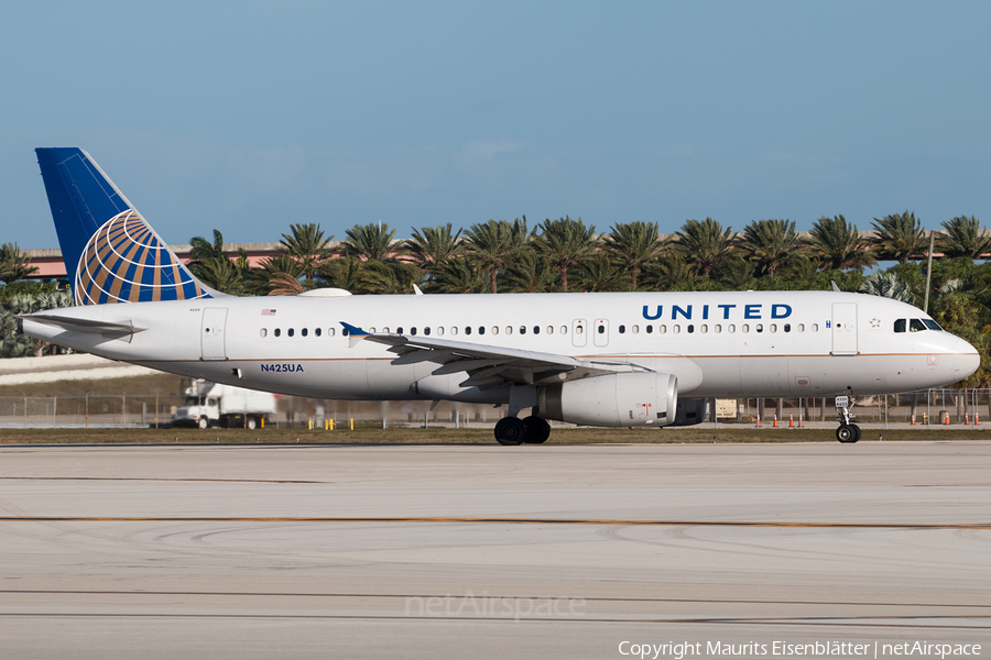 United Airlines Airbus A320-232 (N425UA) | Photo 151082