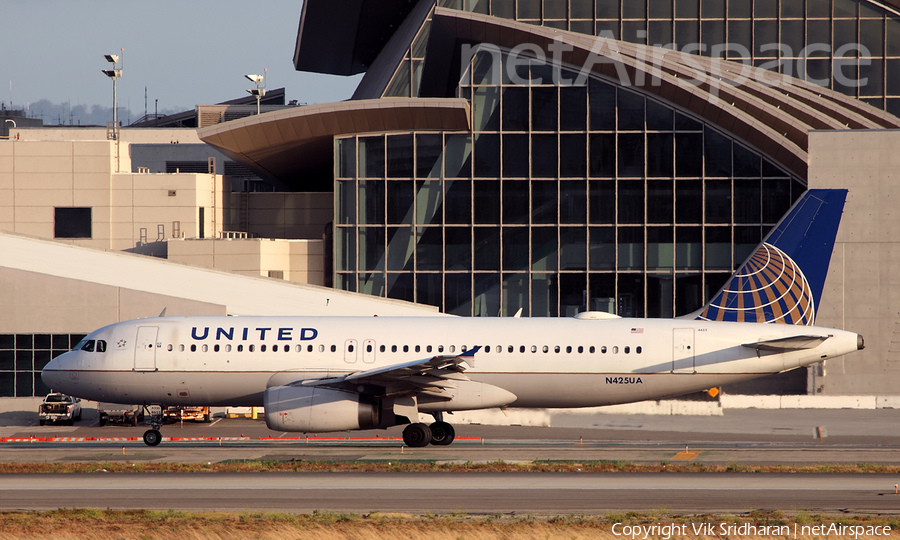 United Airlines Airbus A320-232 (N425UA) | Photo 112734