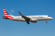 American Eagle (Republic Airlines) Embraer ERJ-175LR (ERJ-170-200LR) (N425YX) at  Miami - International, United States