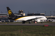 United Parcel Service Boeing 757-24APF (N427UP) at  Dallas/Ft. Worth - International, United States