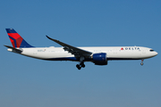 Delta Air Lines Airbus A330-941N (N428DX) at  London - Heathrow, United Kingdom