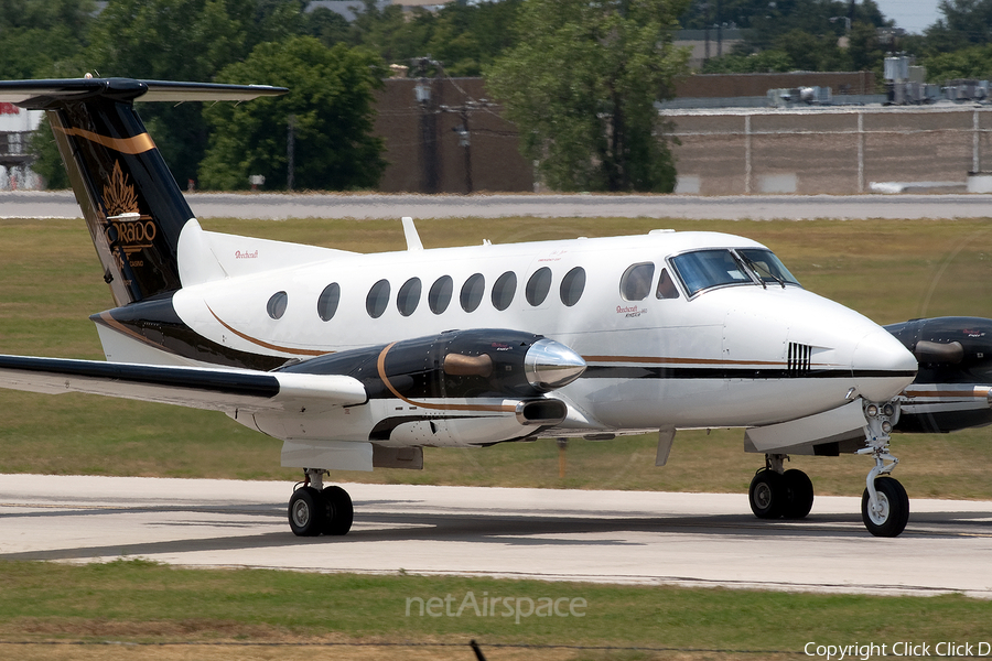 (Private) Beech King Air 350 (N42ED) | Photo 9197