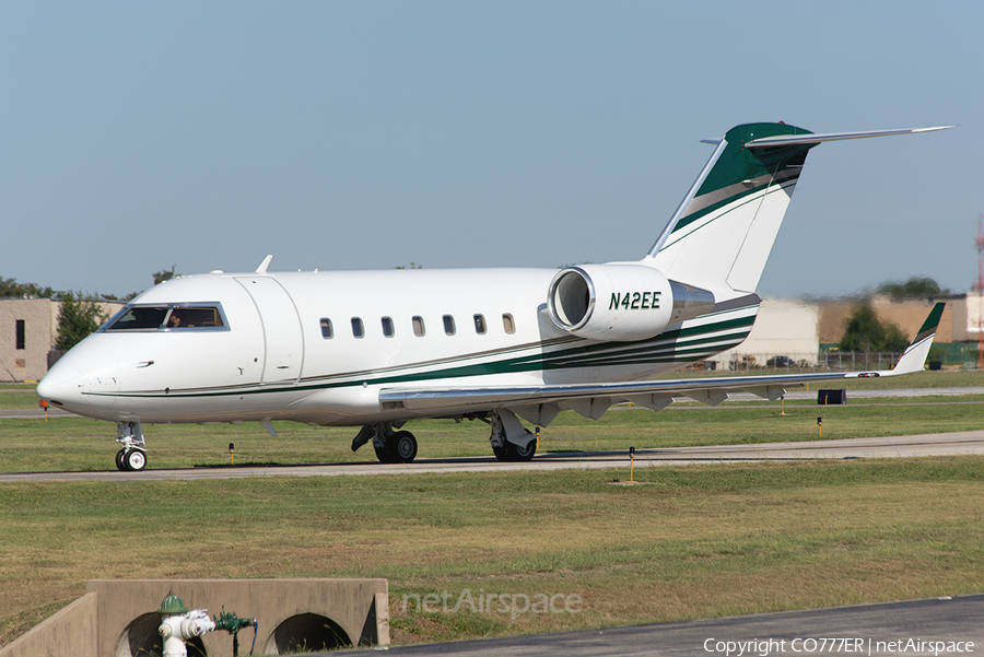 (Private) Bombardier CL-600-2B16 Challenger 601-3A (N42EE) | Photo 10370
