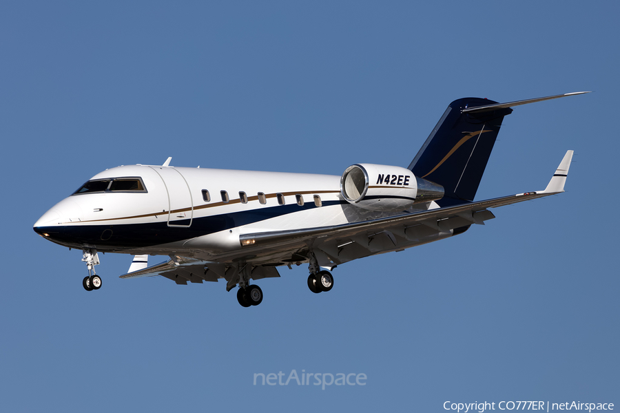 (Private) Bombardier CL-600-2B16 Challenger 601-3A (N42EE) | Photo 425224