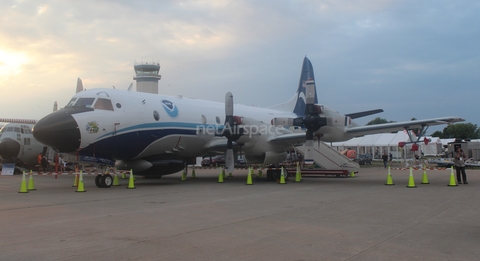 National Oceanic & Atmospheric Administration (NOAA) Lockheed WP-3D Orion (N42RF) at  Oshkosh - Wittman Regional, United States