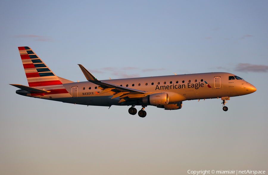 American Eagle (Republic Airlines) Embraer ERJ-175LR (ERJ-170-200LR) (N430YX) | Photo 218456