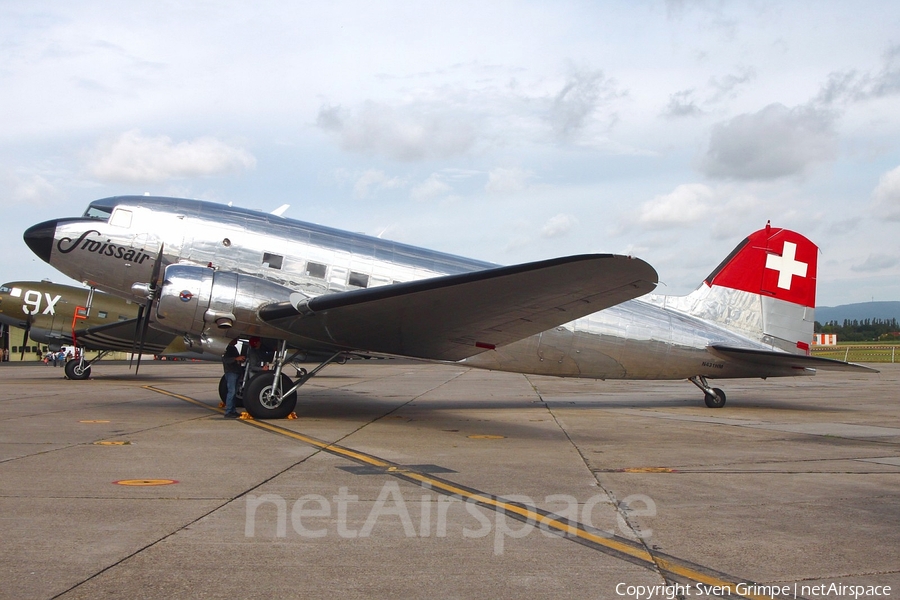 (Private) Douglas DC-3C-S1C3G (N431HM) | Photo 327744
