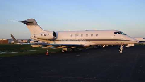 (Private) Bombardier BD-100-1A10 Challenger 300 (N432GH) at  Orlando - Executive, United States
