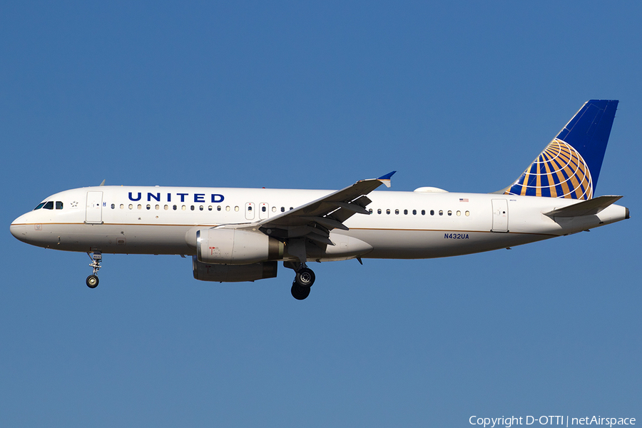 United Airlines Airbus A320-232 (N432UA) | Photo 564342