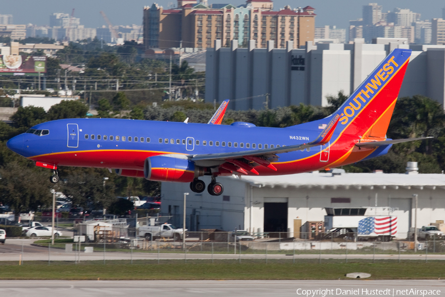 Southwest Airlines Boeing 737-7H4 (N432WN) | Photo 517391