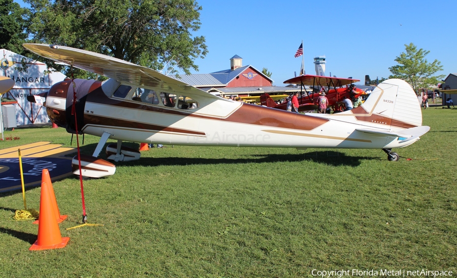 (Private) Cessna 195 (N4331N) | Photo 336432