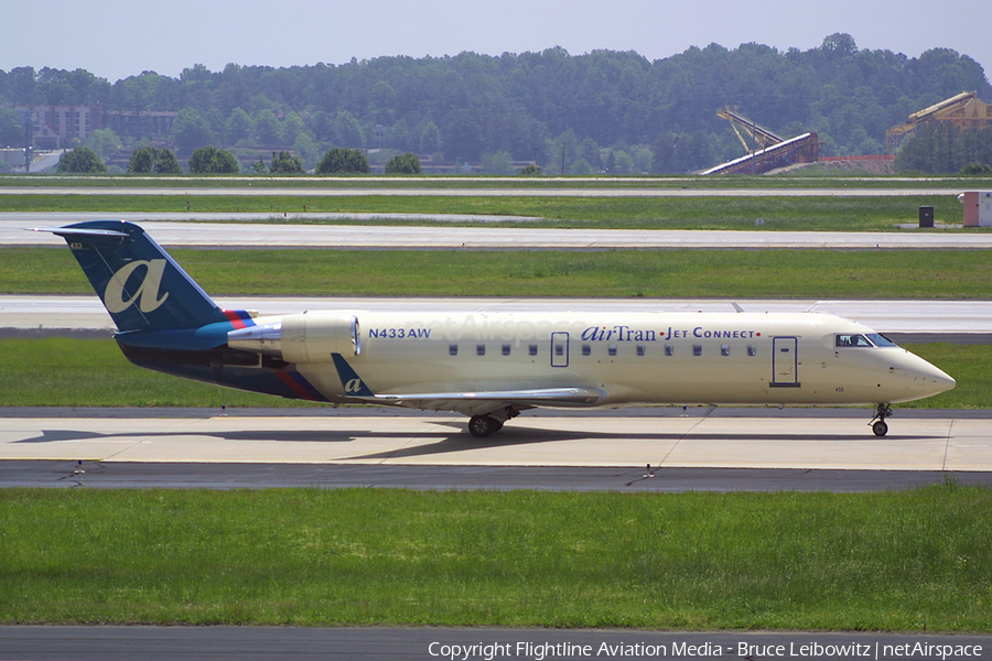 AirTran Jet Connect (Air Wisconsin) Bombardier CRJ-200LR (N433AW) | Photo 151866