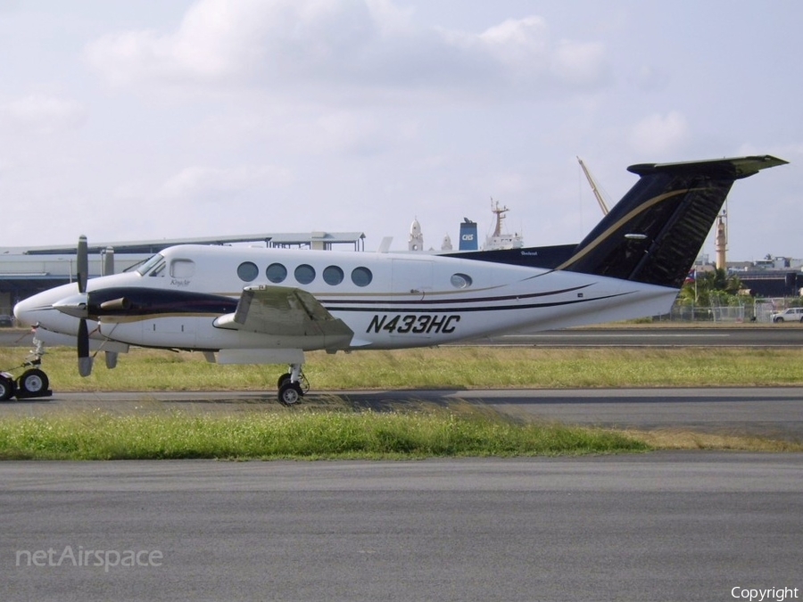 (Private) Beech King Air B200 (N433HC) | Photo 494074