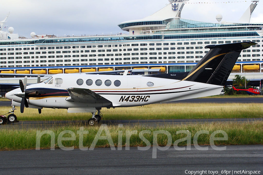 (Private) Beech King Air B200 (N433HC) | Photo 69634