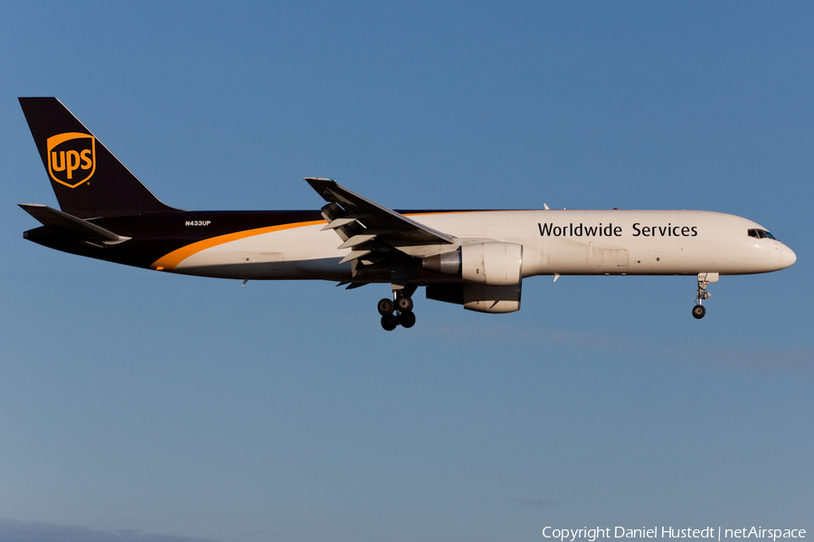 United Parcel Service Boeing 757-24APF (N433UP) | Photo 422221