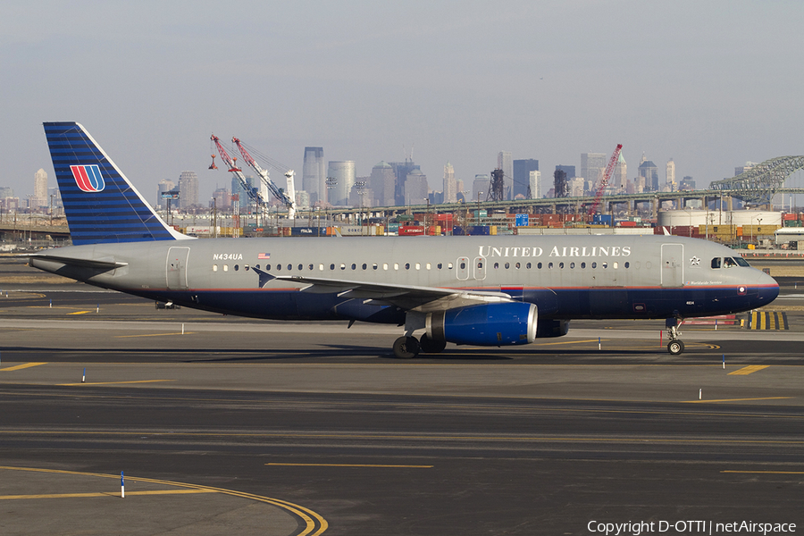 United Airlines Airbus A320-232 (N434UA) | Photo 344265
