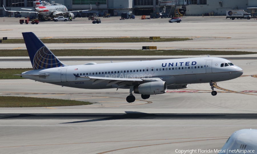 United Airlines Airbus A320-232 (N434UA) | Photo 586021