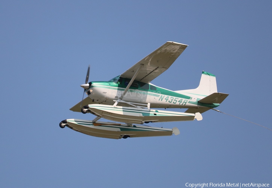 (Private) Cessna A185F Skywagon (N4354R) | Photo 352890