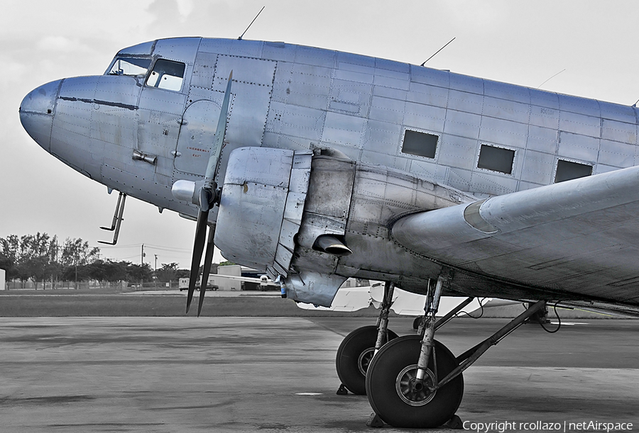 Atlantic Air Cargo Douglas DC-3C-S1C3G (N437GB) | Photo 120392