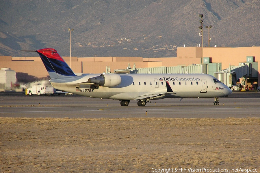 Delta Connection (SkyWest Airlines) Bombardier CRJ-200LR (N437SW) | Photo 546