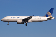 United Airlines Airbus A320-232 (N437UA) at  Los Angeles - International, United States